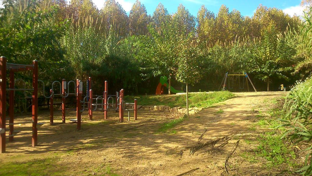 Гостьовий будинок Cal Xaiet Llampaies Екстер'єр фото